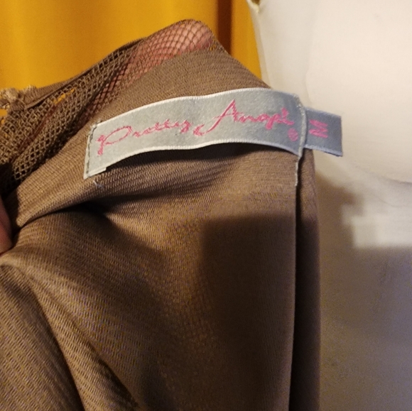 Lacy Dress - Picture 2 of 4